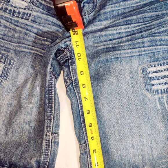 Vintage Rocawear Teens Size10/27 Denim Shorts Blue Patch Hip Hop Skater Y2K JayZ - Picture 15 of 15